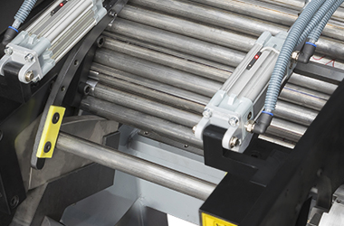 了解雙頭倒角機(jī)的工作流程